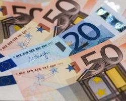 Ταμειακό έλλειμμα 6,4 δισ. ευρώ στον προϋπολογισμό το δεκάμηνο 2022