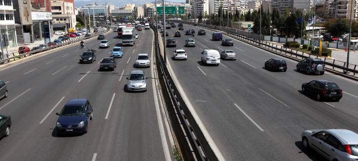 Δίπλωμα οδήγησης: Τι αλλάζει σε εξέταση και εκπαίδευση – Νέος θεσμός οι επόπτες αστυνομικοί