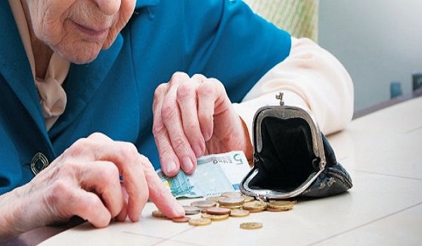 Τέλος το πρόστιμο των 100 ευρώ στους ανεμβολίαστους άνω των 60 από Απρίλιο