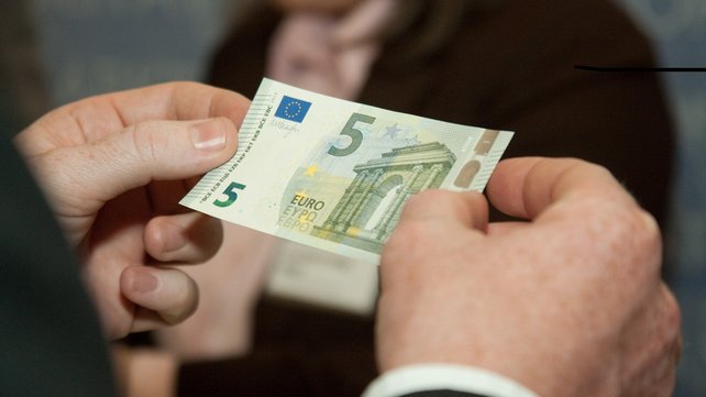 ΤτΕ: Ανταλλαγή παλιών 5ευρων και 10ευρων με καινούργια