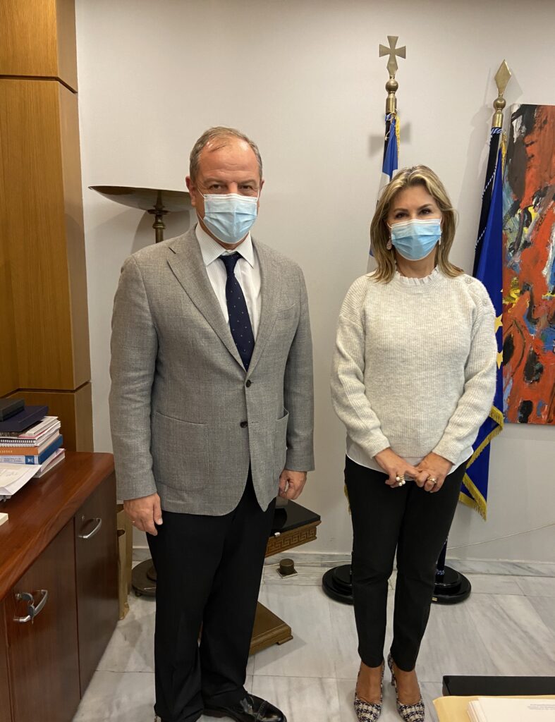 Ενίσχυση των σχολικών μονάδων και τμήματα ένταξης για το Νομό Πέλλας ζήτησε ο Σταμενίτης.