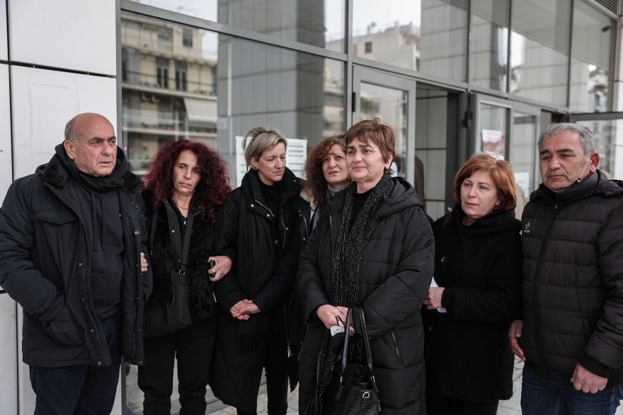 Δολοφονία Ελένης Τοπαλούδη: Νέα διακοπή στη δίκη -Το ξέσπασμα από τις μητέρες της Γαρυφαλλιάς και της Ερατούς