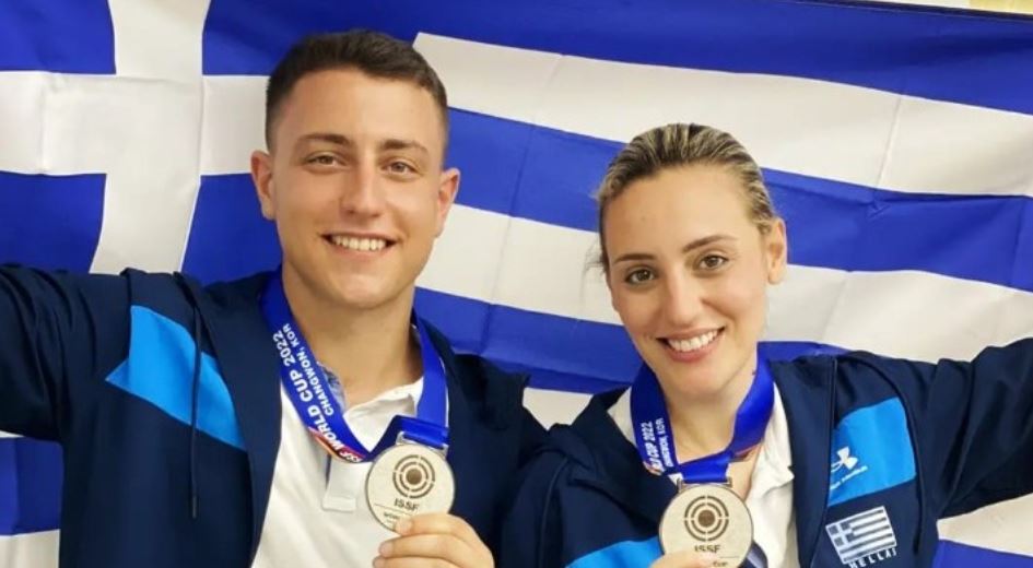 Αργυρό μετάλλιο για τα αδέλφια Κορακάκη στο παγκόσμιο κύπελλο