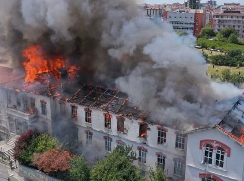Δήλωση Θεοδώρας Τζάκρη για την καταστροφή του Νοσοκομείου του Μπαλουκλί στην Κωνσταντινούπολη