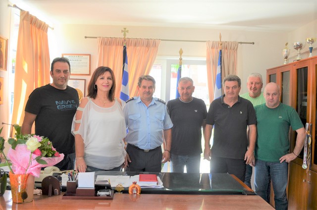 Συνάντηση της Δημάρχου Σκύδρας με τον νέο Διοικητή του Α.Τ. Σκύδρας