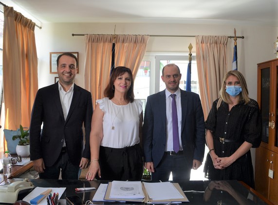 Συνάντηση της Δημάρχου Σκύδρας Κατερίνας Ιγνατιάδου με τον Υφυπουργό Δικαιοσύνης Γιώργο Κώτσηρα