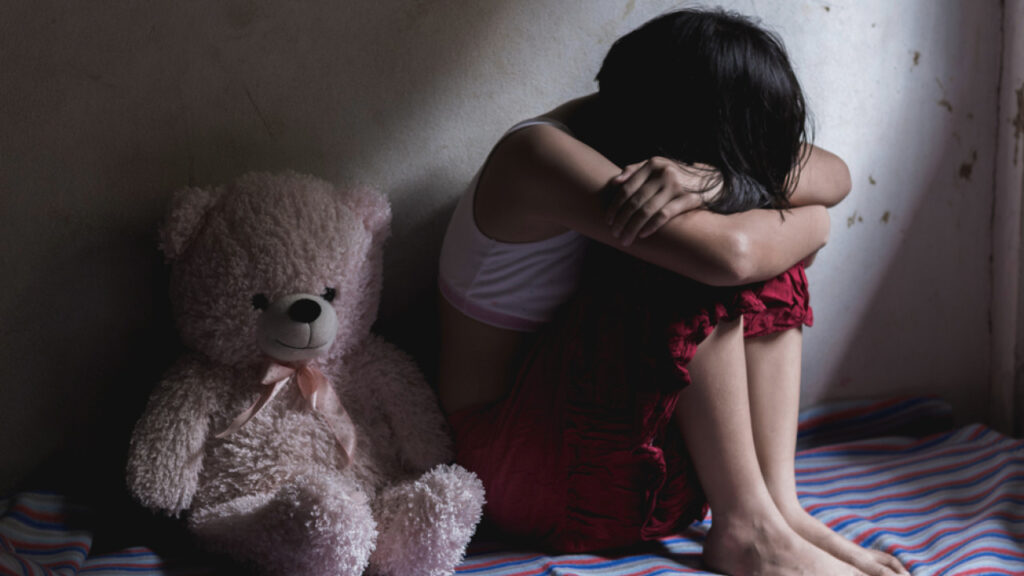 Βιασμός 11χρονης στην Κατερίνη: “Όταν βρέθηκε το παιδί, είχε βλέμμα παγωμένο”